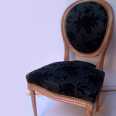 chaise médaillon louis XVI à vendre